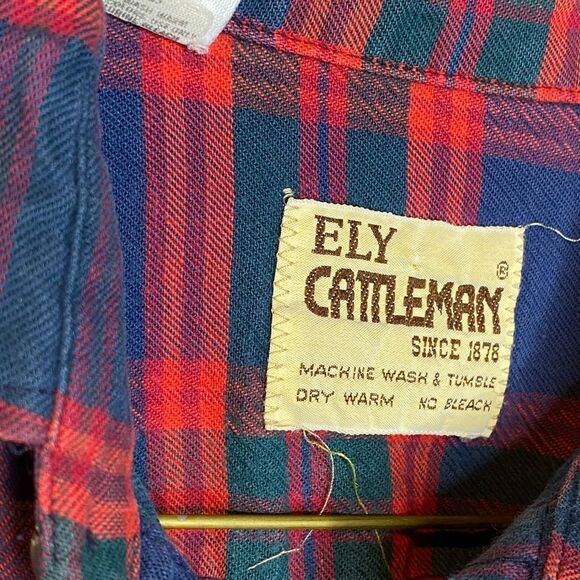 Ely Cattleman’s men’s M plaid flannel cotton button front western shirt red blue - Picture 5 of 7
